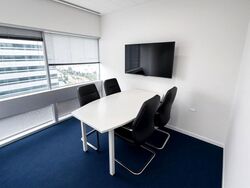 Gateway West (D7), Office #627359721